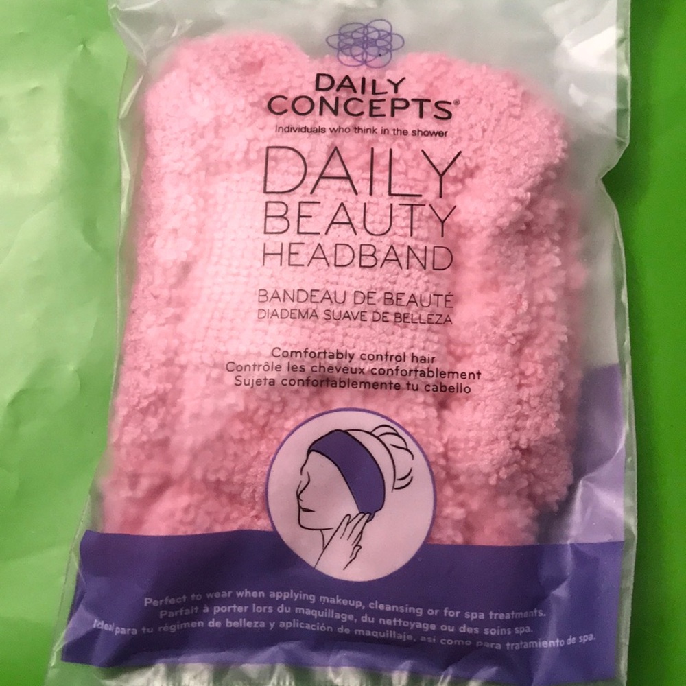 Daily Concepts  Daily beauty headband